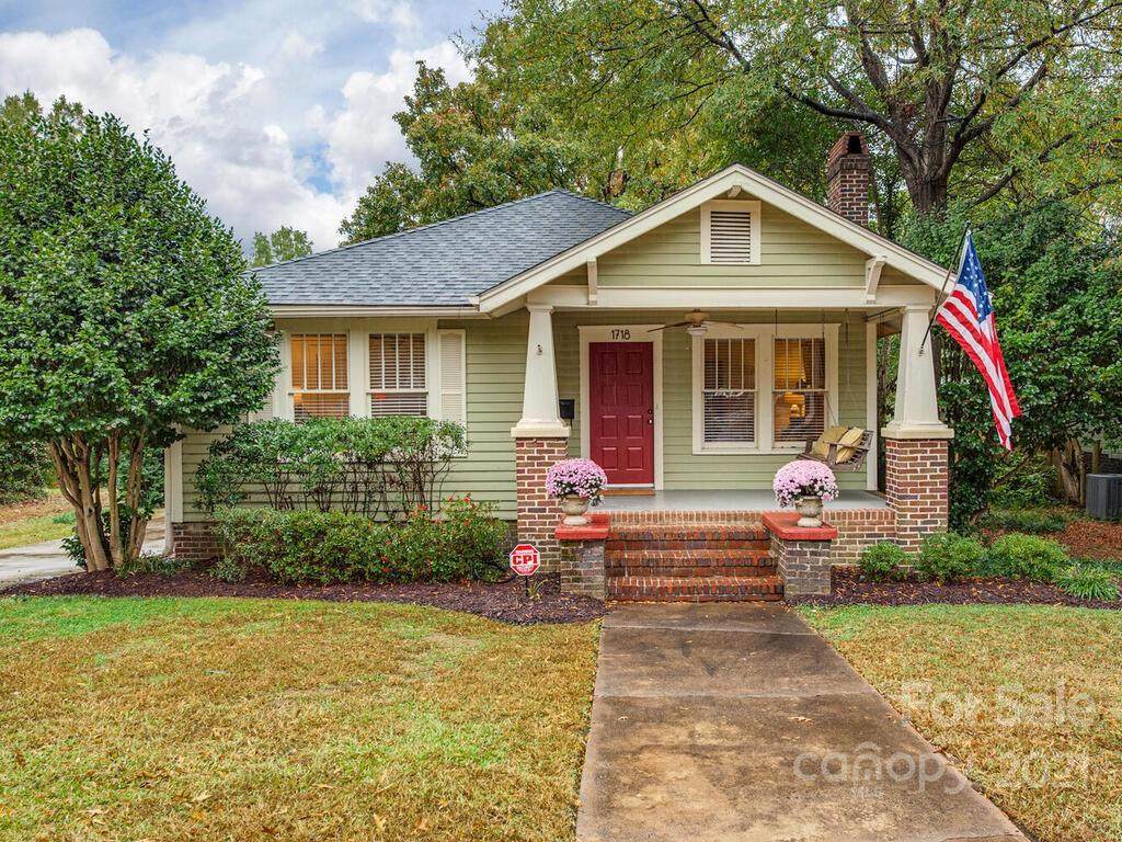 1718 Mecklenburg Avenue - Photo 1