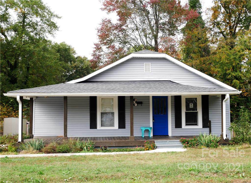 920 Oakwood Avenue - Photo 1
