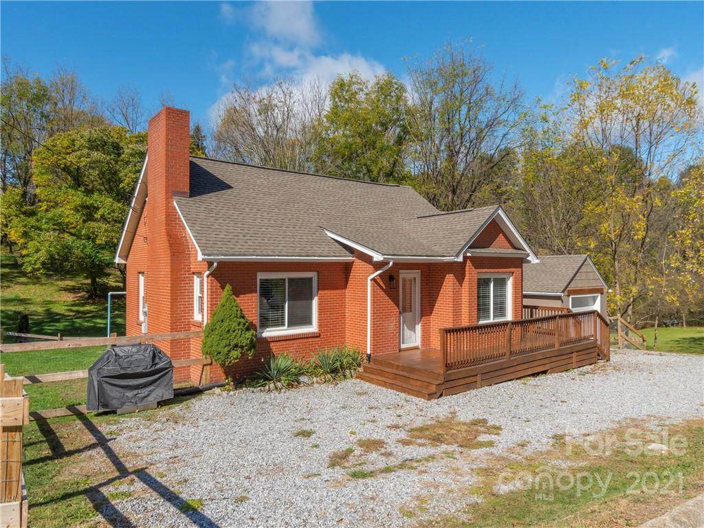 119 Williams Street - Photo 1