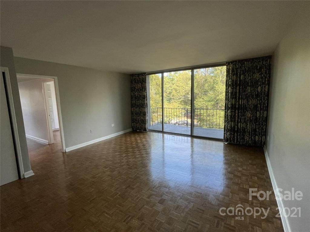 1300 Queens Road - Photo 1