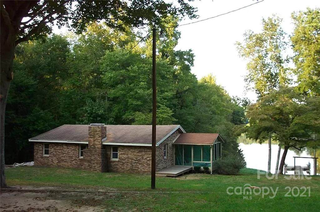 451 Lake Wylie Road - Photo 1