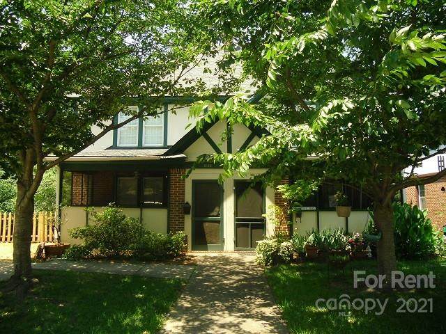 2120 Kirkwood Avenue - Photo 1