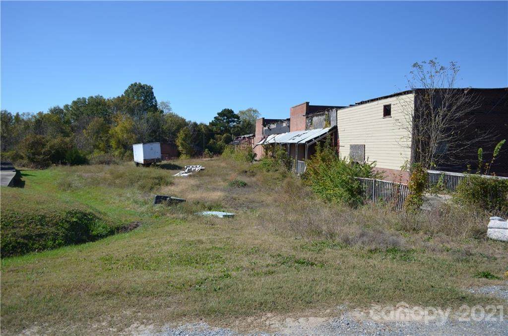 699 Reverse Curve Street - Photo 1