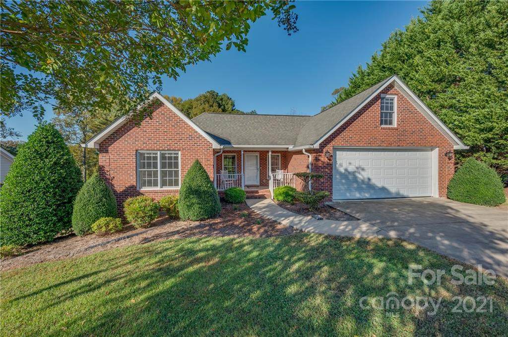 120 Savannah Street - Photo 1