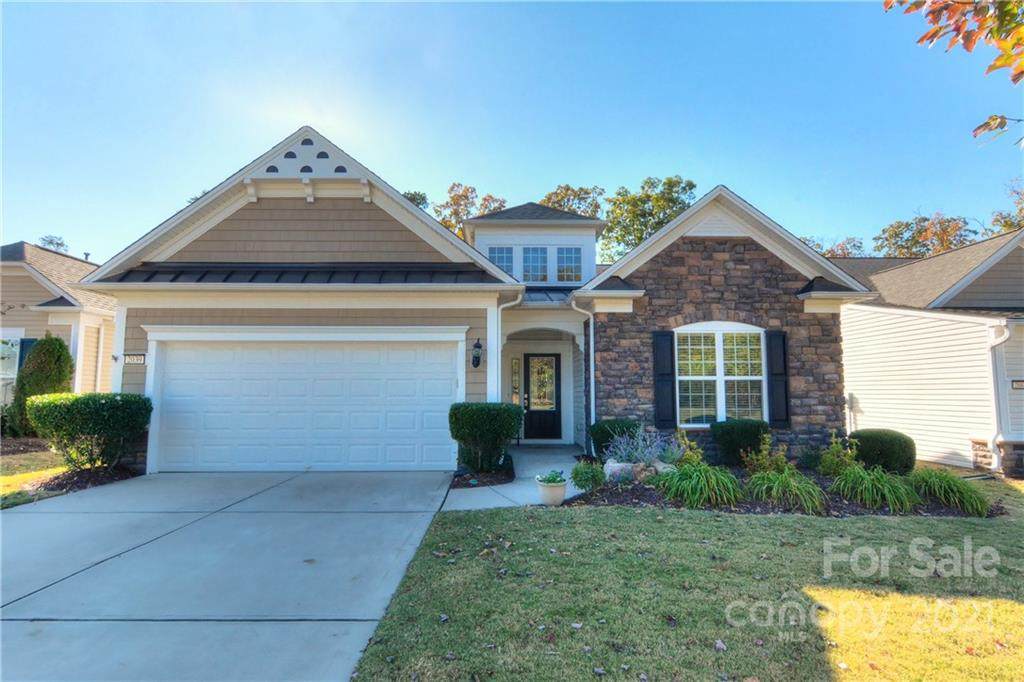 2039 Kennedy Drive - Photo 1