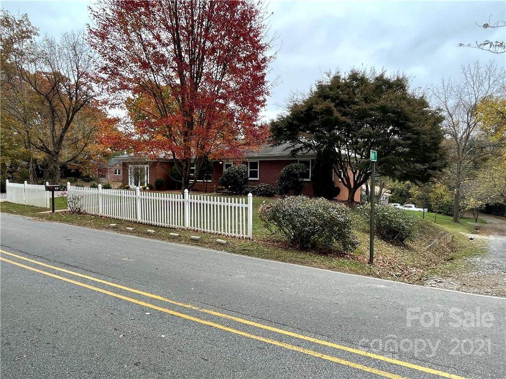 206 Onteora Boulevard - Photo 1
