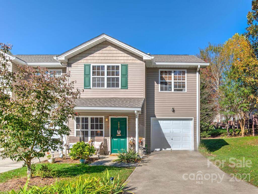 309 Wiltshire Circle - Photo 1