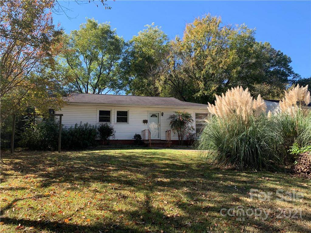 1511 Poston Circle - Photo 1