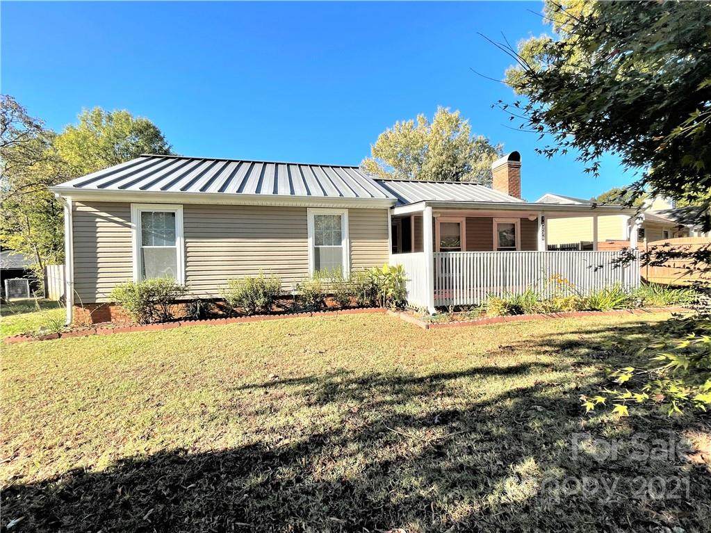 10238 Gloman Court - Photo 1