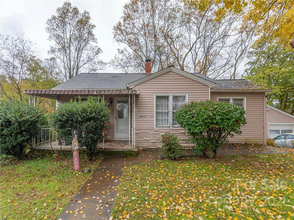 154 Moody Avenue - Photo 1