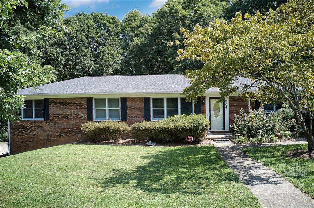 804 Hillside Street - Photo 1