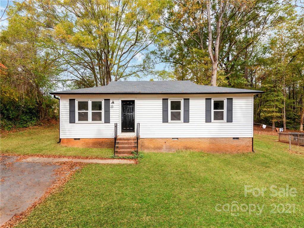 107 Hickory Lane - Photo 1