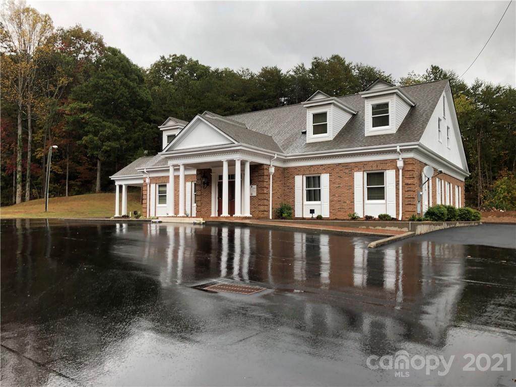 393 Oak Street - Photo 1