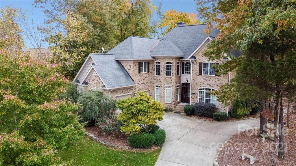 7768 Burning Ridge Drive - Photo 1