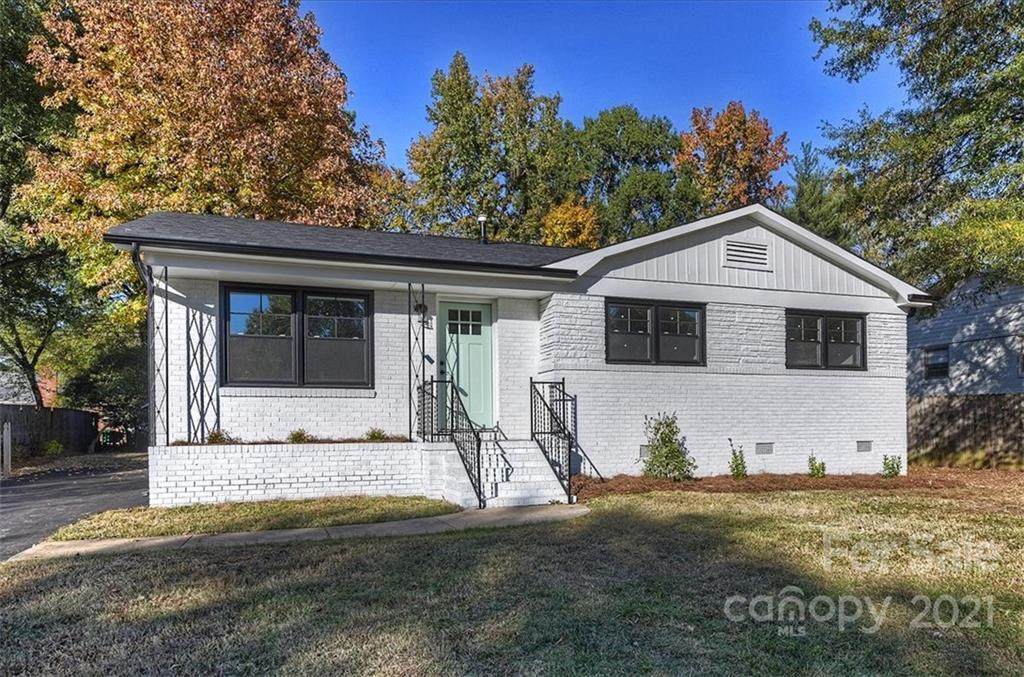 7216 Mapleridge Drive - Photo 1