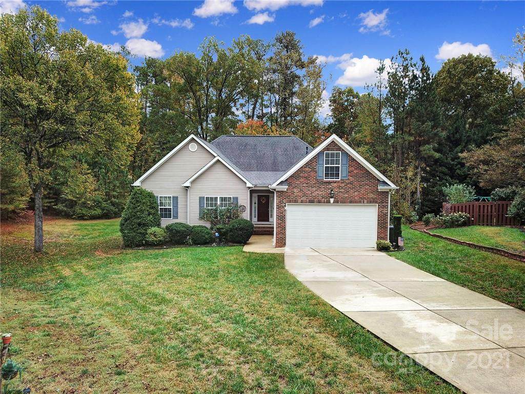 1530 Brandyhill Drive - Photo 1