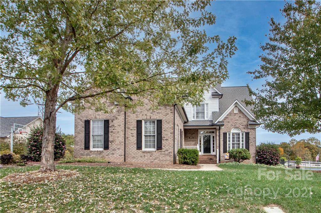 1864 Logan Lane - Photo 1