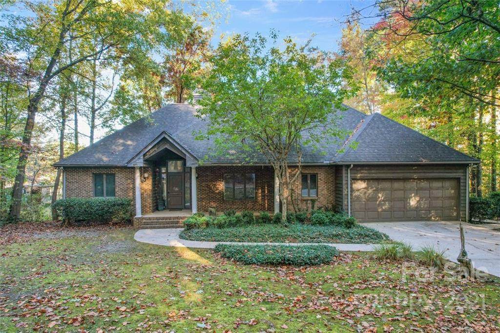 162 Wades Way - Photo 1