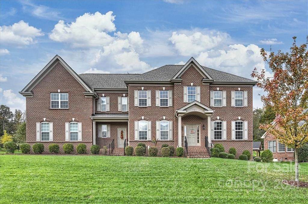 723 Ridgelake Drive - Photo 1