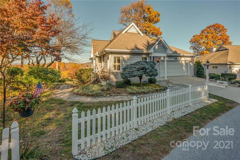 137 Ashefield Court - Photo 1