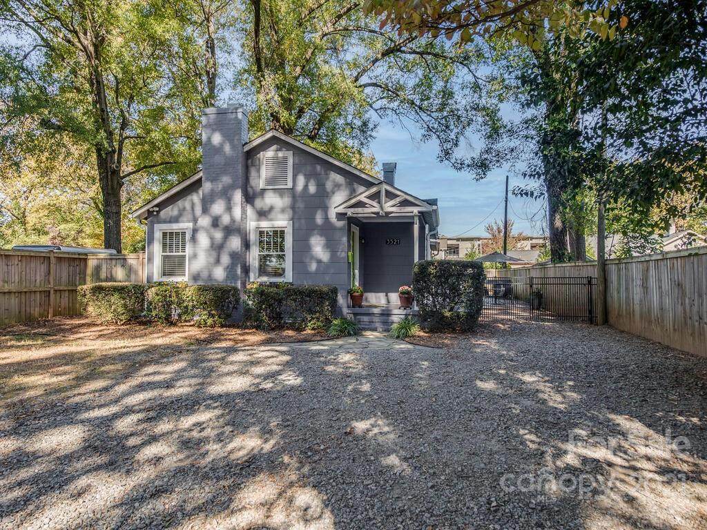 3521 Oakwood Avenue - Photo 1