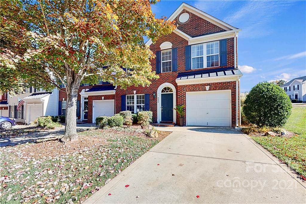 4224 Piccadilly Lane - Photo 1