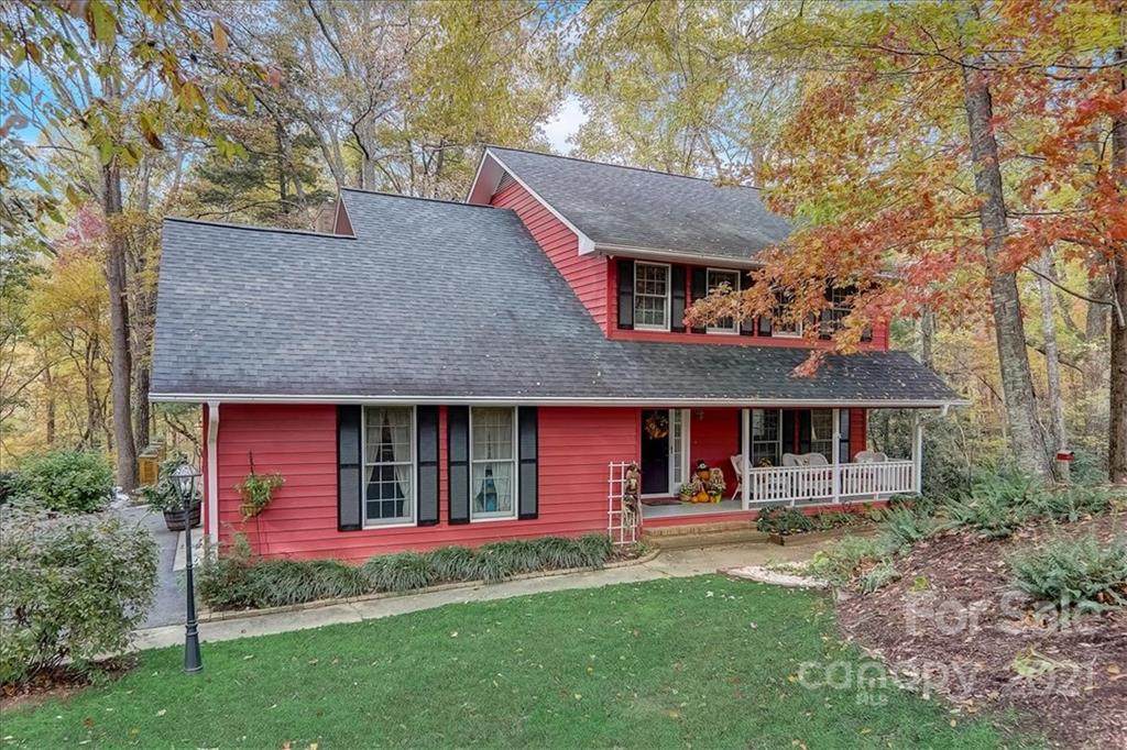 150 Churchill Downs Drive - Photo 1