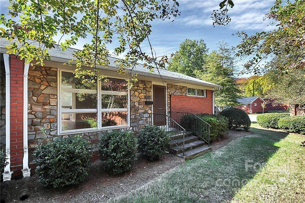 4230 Randolph Road - Photo 1