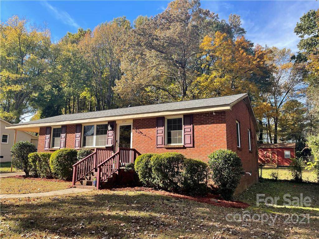 3734 Seaforth Drive - Photo 1