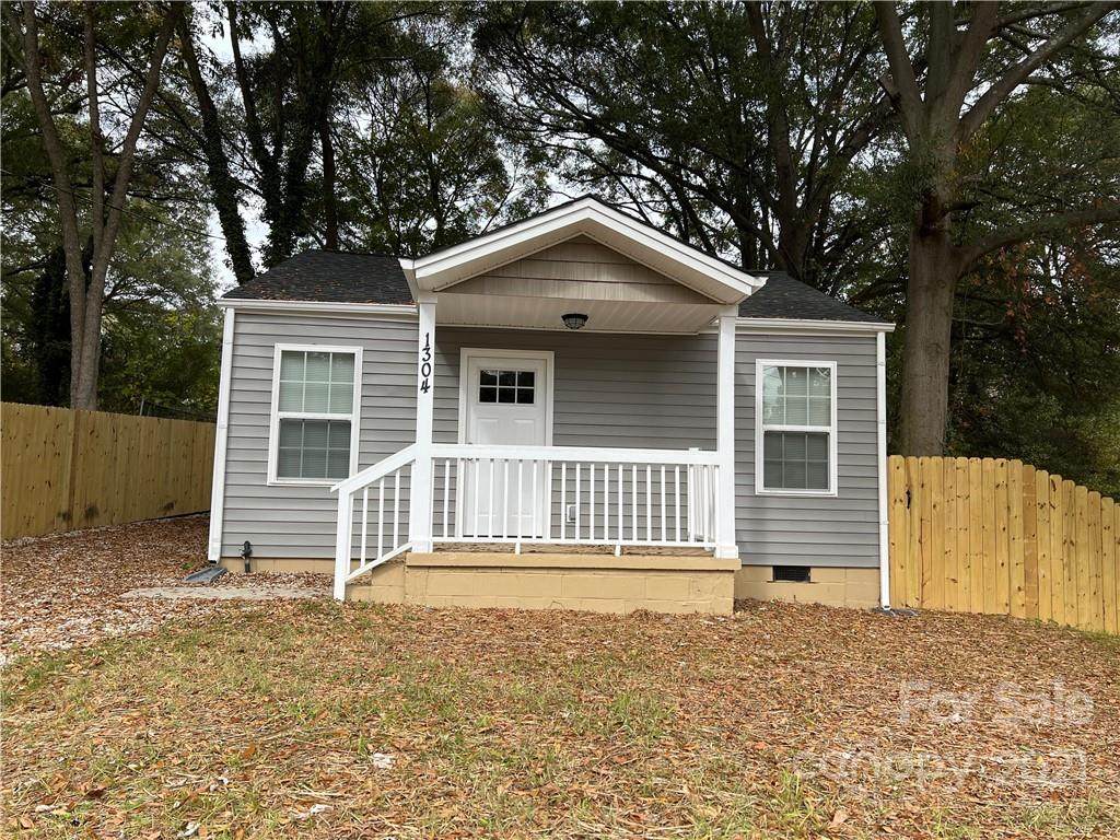 1304 Rankin Avenue - Photo 1