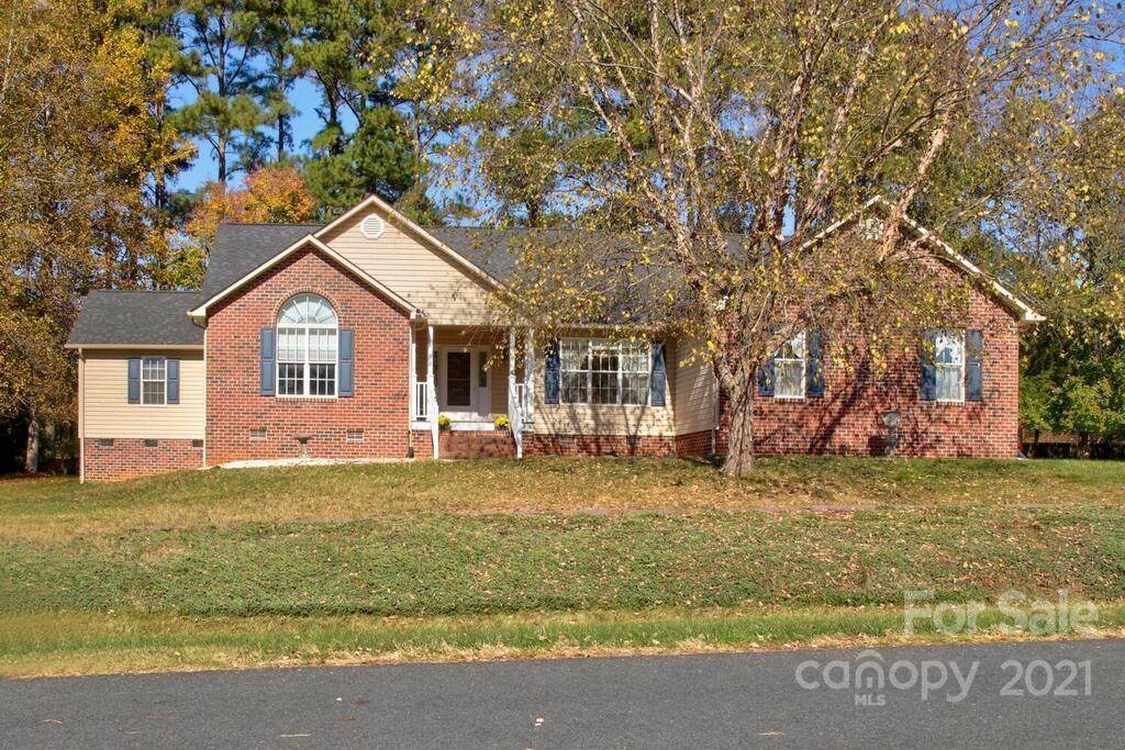 140 Mcintosh Lane - Photo 1