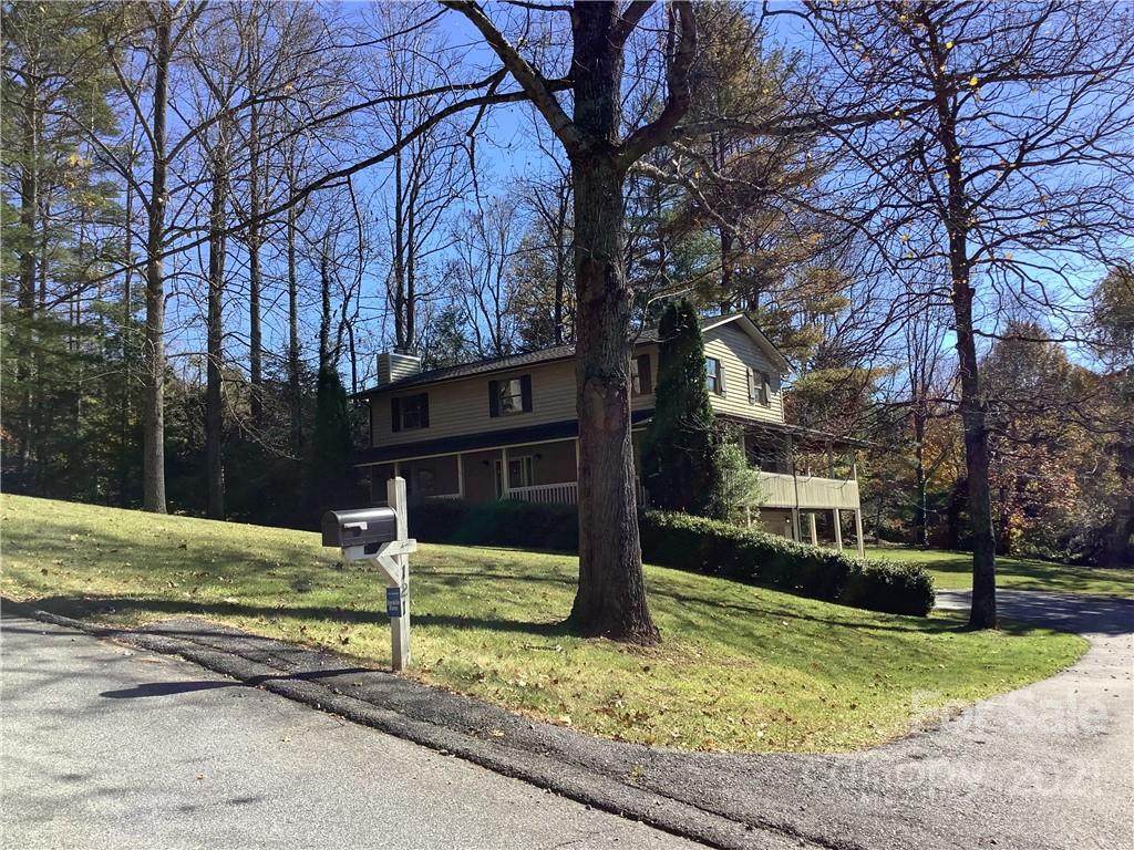 121 Churchill Downs Drive - Photo 1