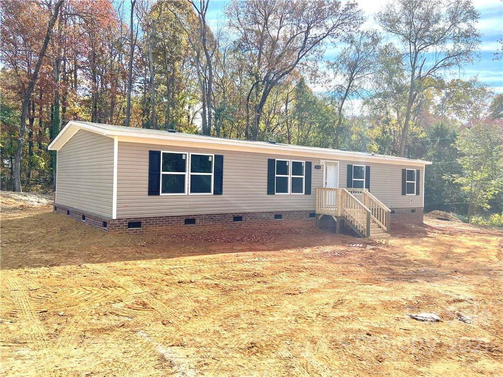 373 Chester Street - Photo 1