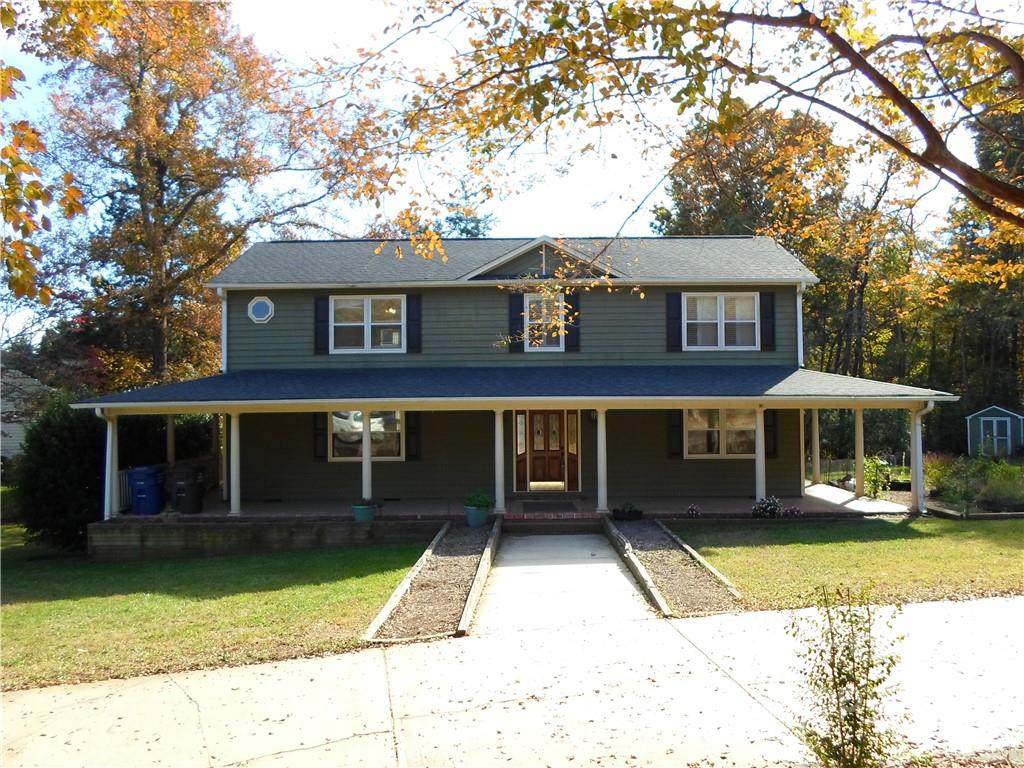 104 Villa Lane - Photo 1