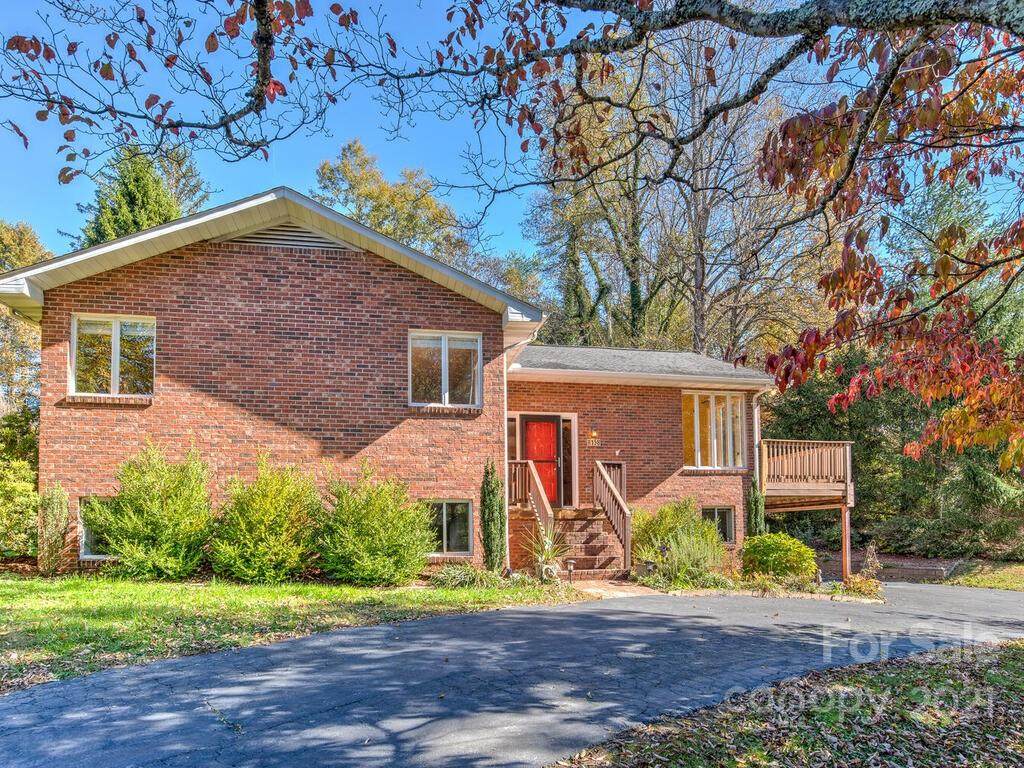 158 Samara Drive - Photo 1