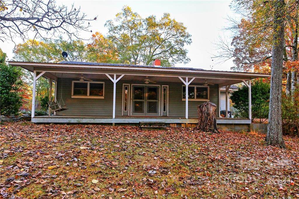 2429 Gibson Street - Photo 1