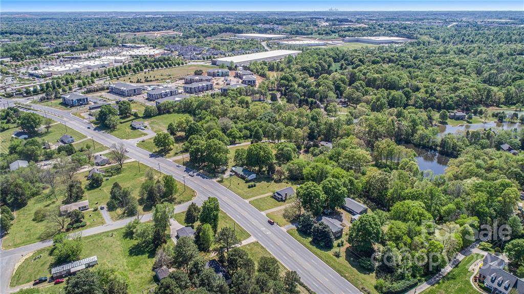 6500 Fingerlake Drive - Photo 1