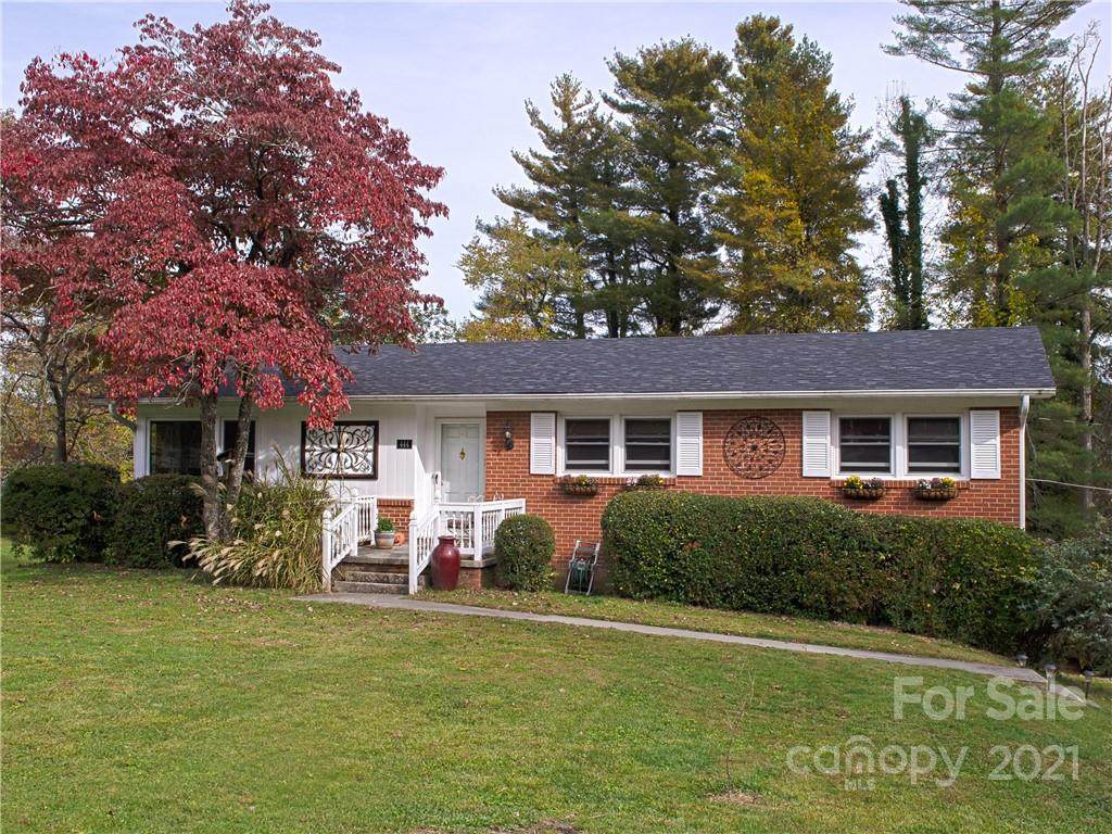 444 Primrose Lane - Photo 1