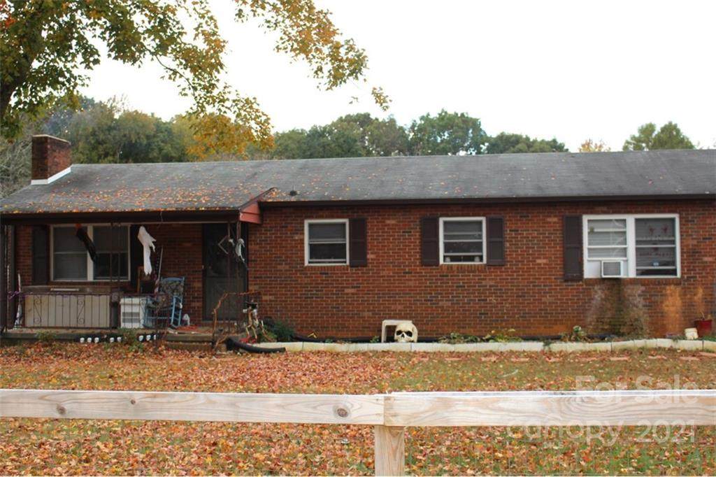 607 Old Mountain Road - Photo 1