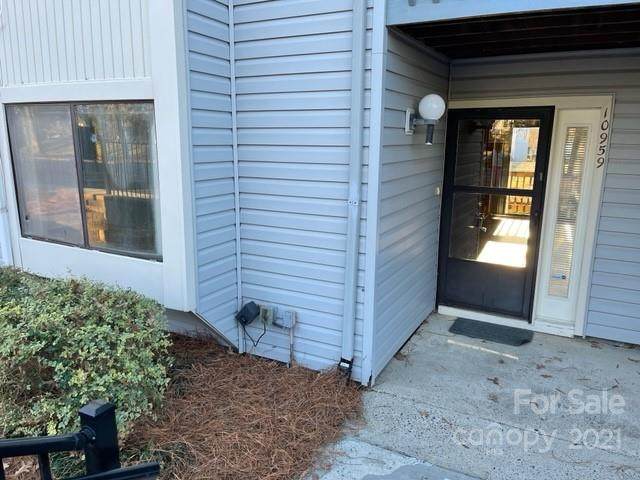 10959 Harrowfield Road - Photo 1