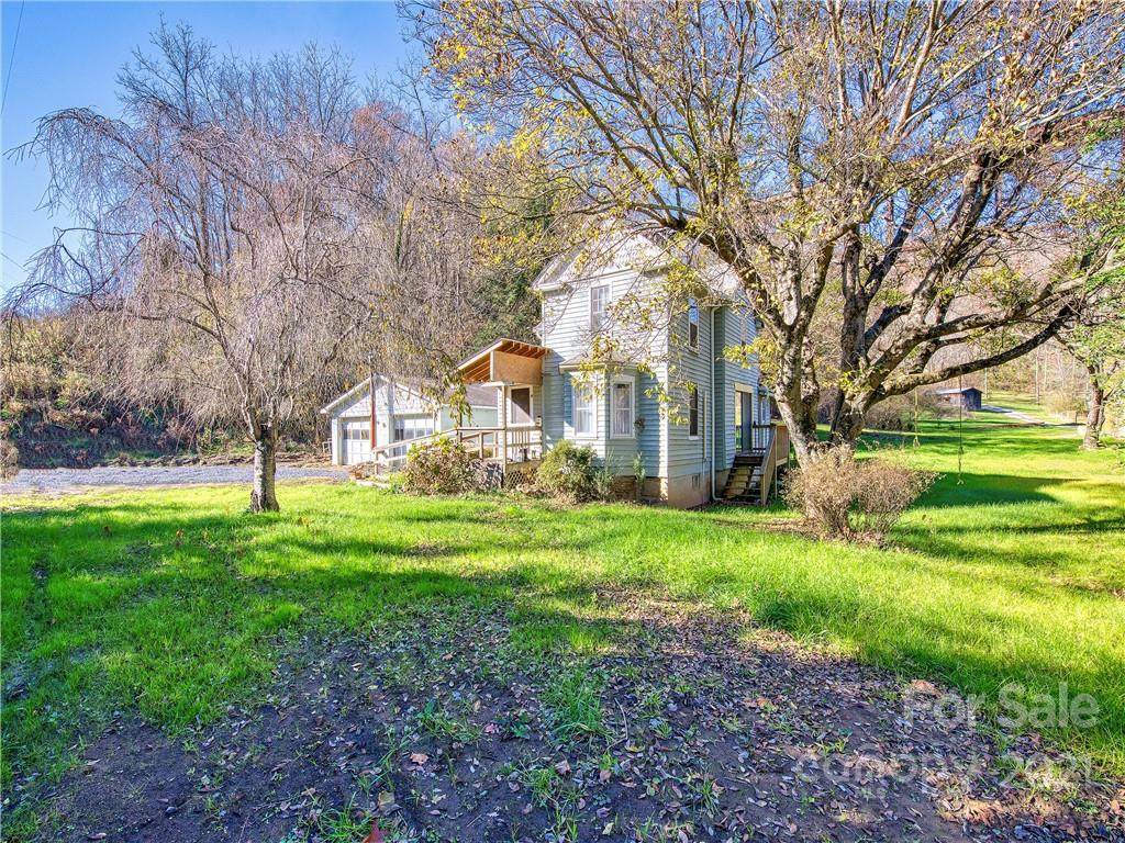 2884 Asheville Highway - Photo 1