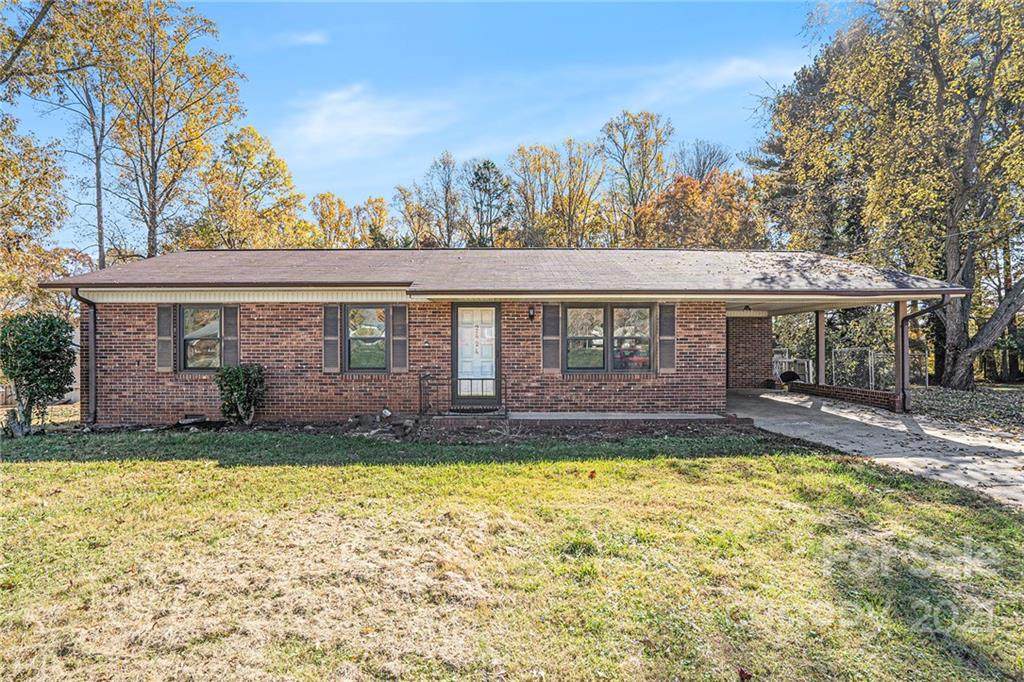 2424 Belle Terre Road - Photo 1