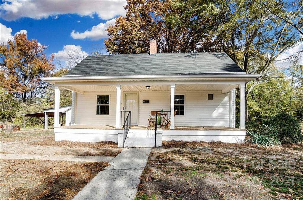 612 Mountain Street - Photo 1