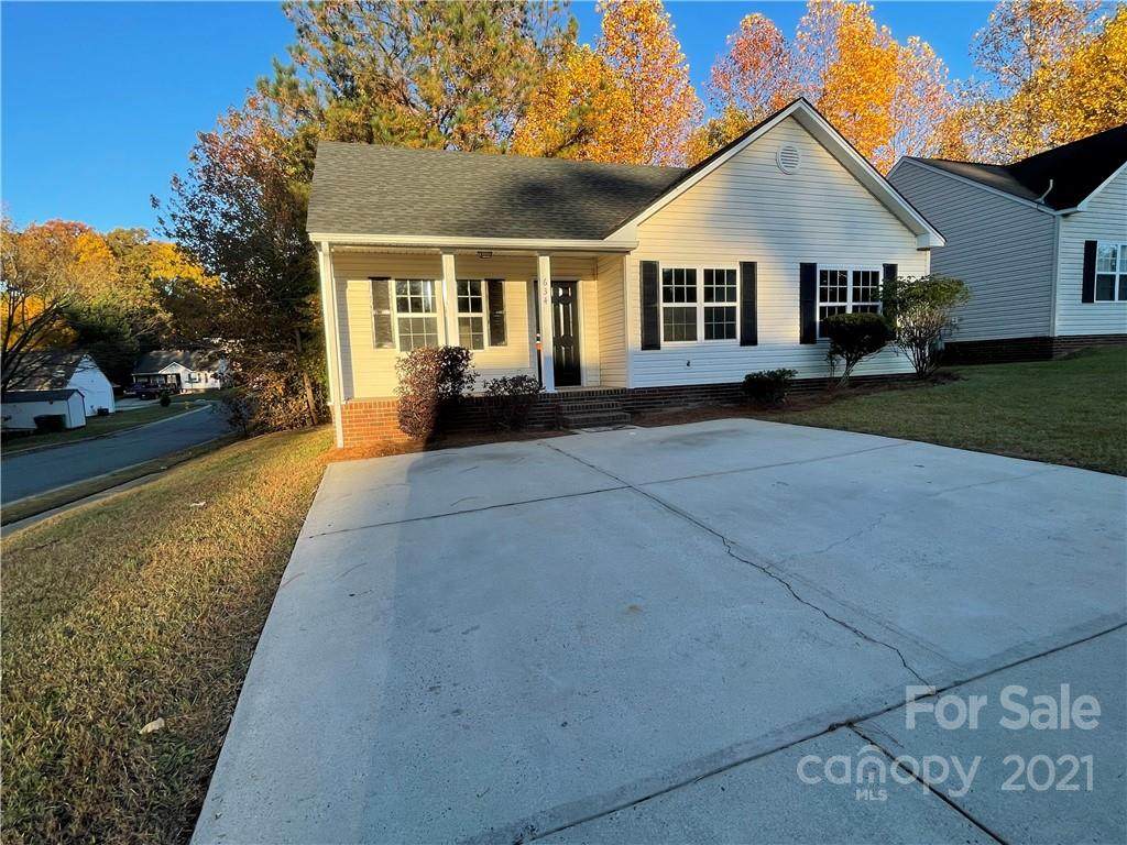 634 Kingville Drive - Photo 1