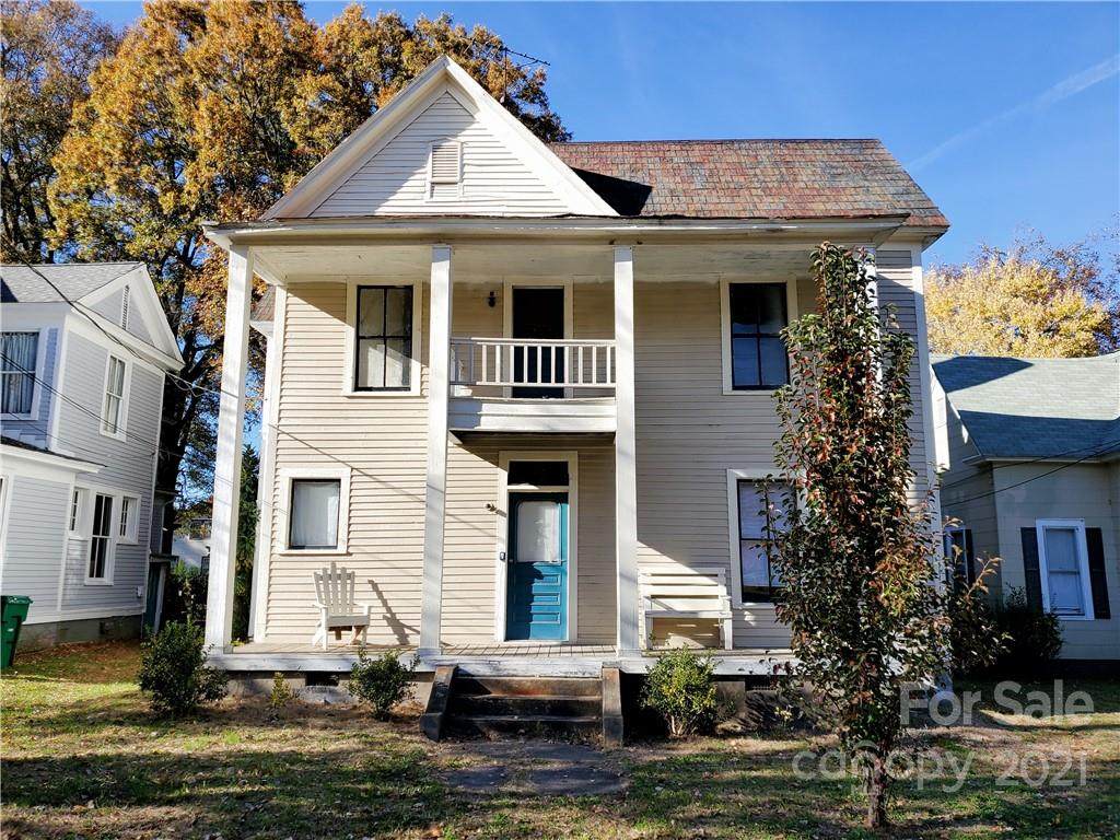 306 Carolina Avenue - Photo 1