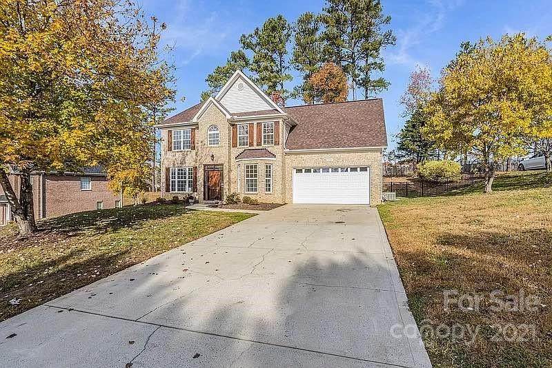 7285 Drury Lane - Photo 1
