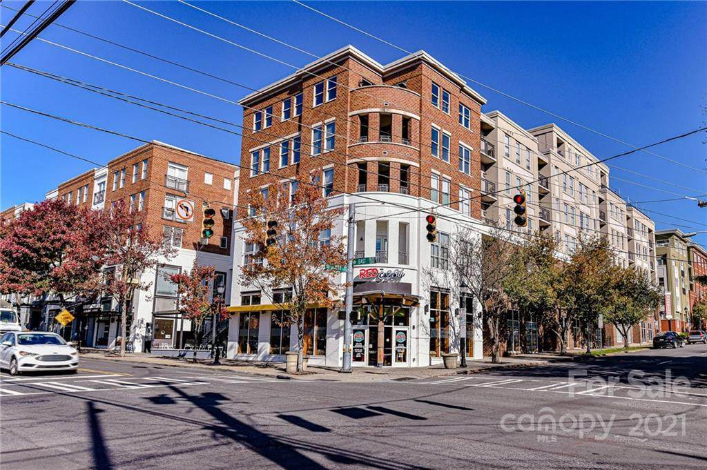1315 East Boulevard - Photo 1