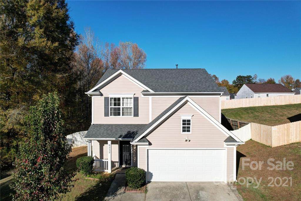 8252 Weeping Fig Lane - Photo 1