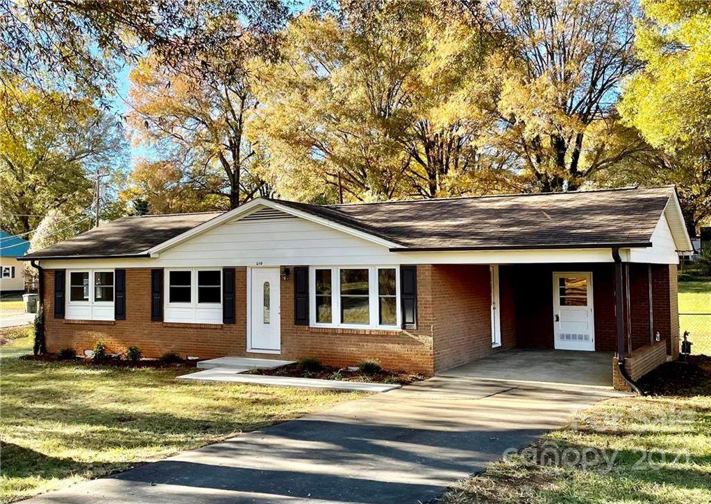 210 10th Avenue - Photo 1