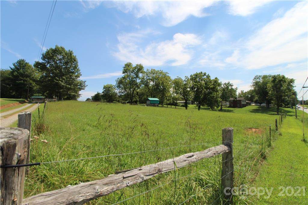 1342 Saviour Lane - Photo 1